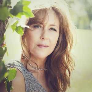 Meet your Posher, Leslie